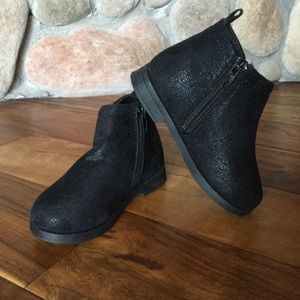 ✔️ Ositos Black Zip Boots Toddler Size 8
